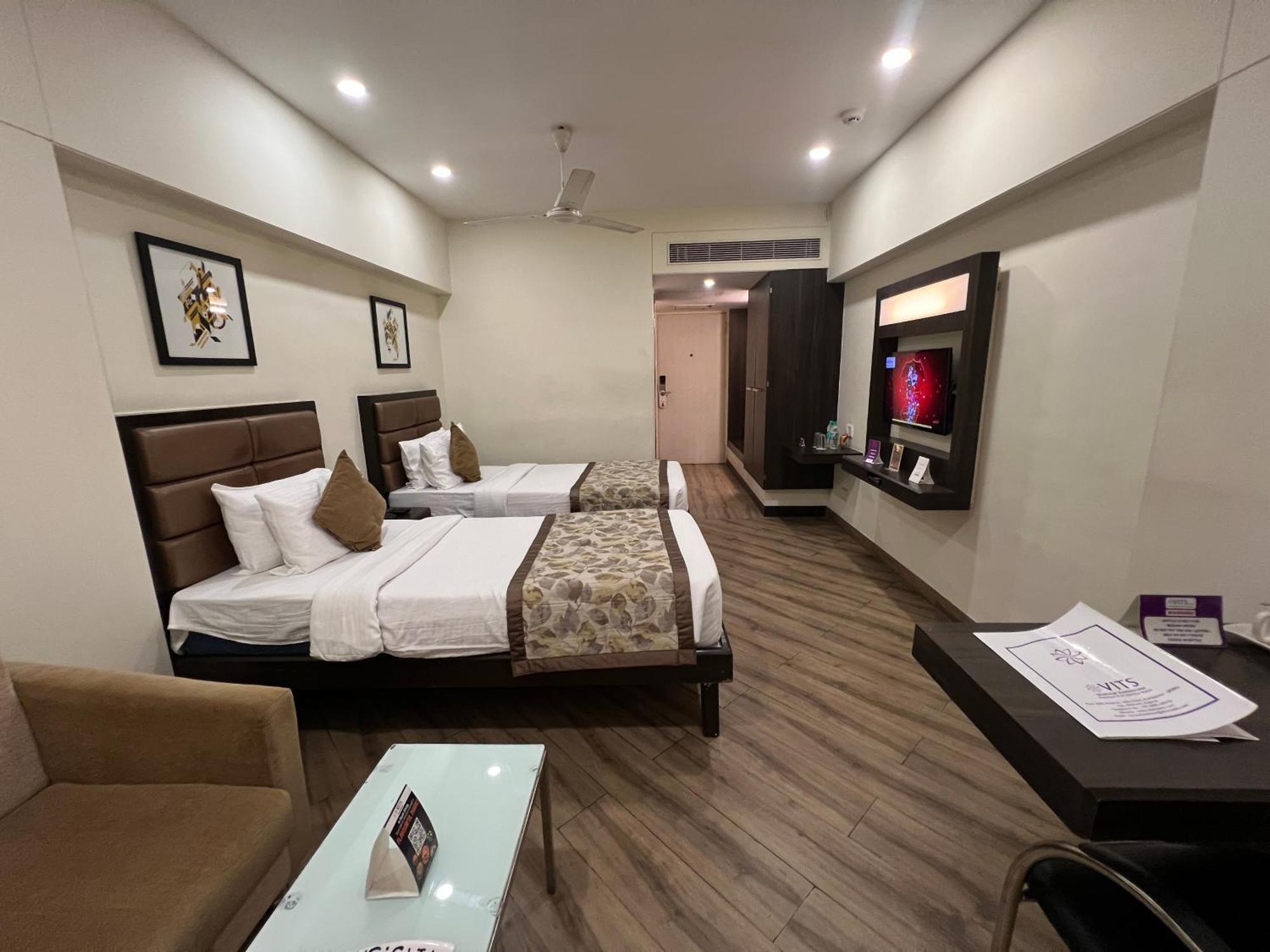 Hotel Vits Shalimar, Ankleshwar Zewnętrze zdjęcie