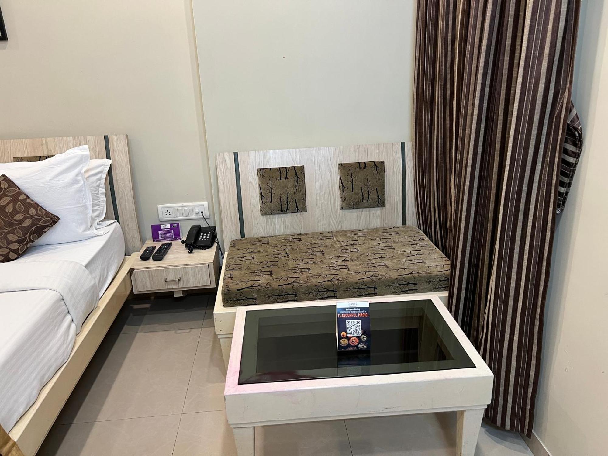 Hotel Vits Shalimar, Ankleshwar Zewnętrze zdjęcie