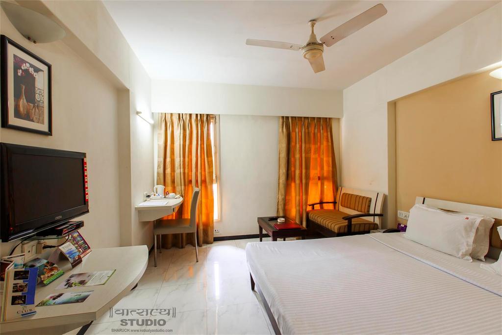Hotel Vits Shalimar, Ankleshwar Zewnętrze zdjęcie