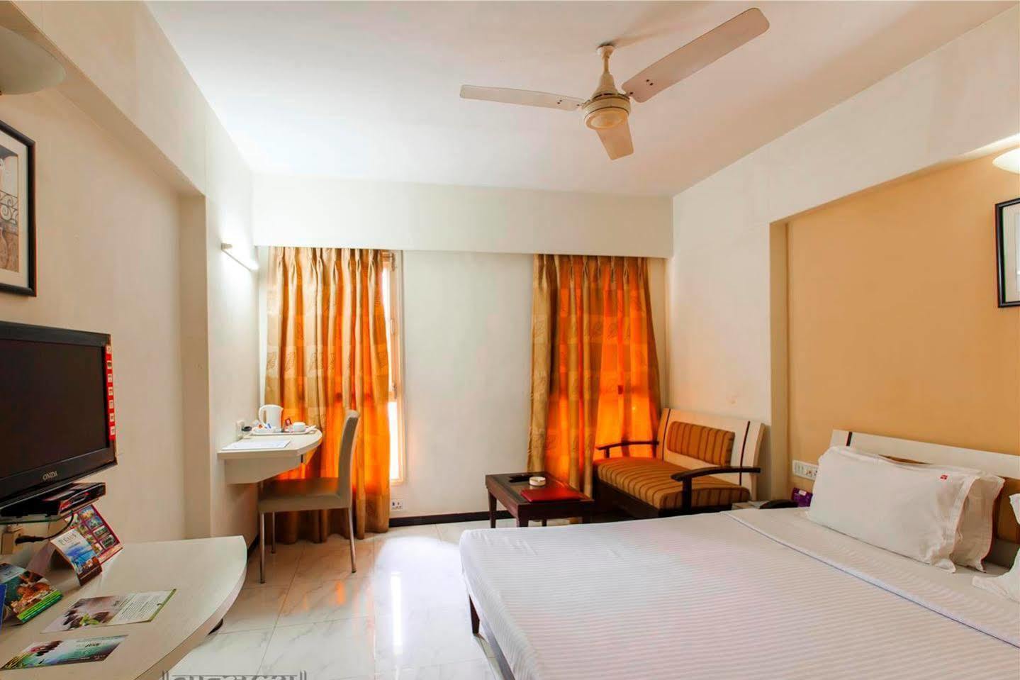 Hotel Vits Shalimar, Ankleshwar Zewnętrze zdjęcie