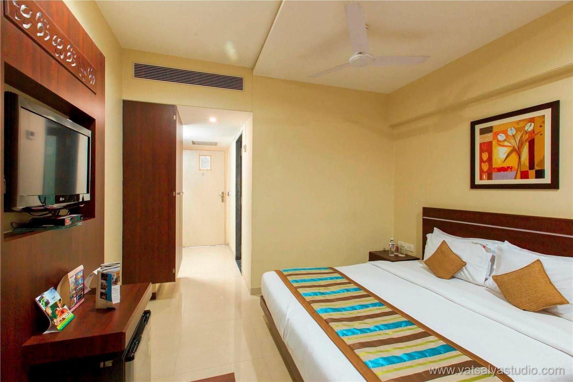Hotel Vits Shalimar, Ankleshwar Zewnętrze zdjęcie