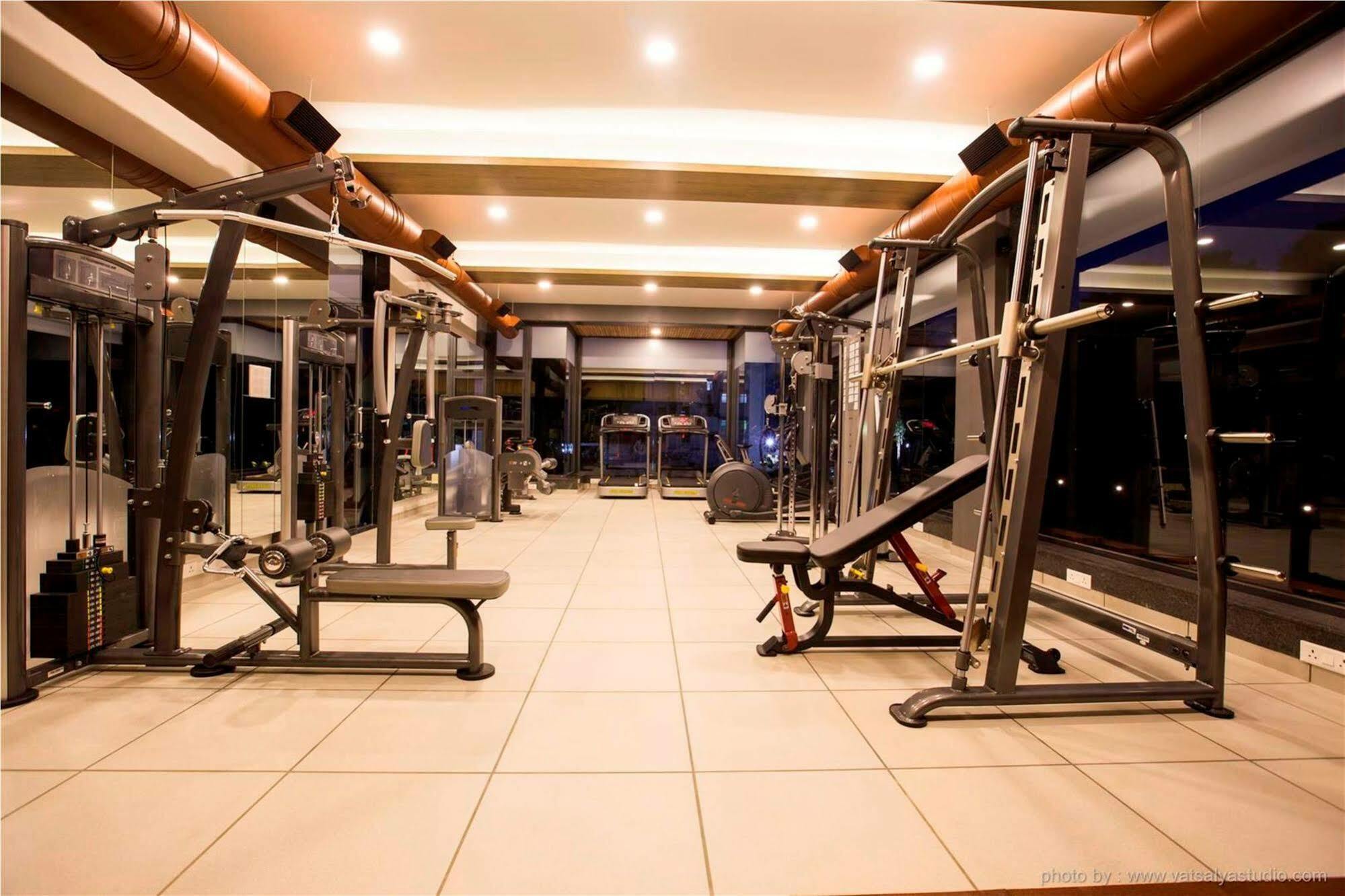 Hotel Vits Shalimar, Ankleshwar Zewnętrze zdjęcie