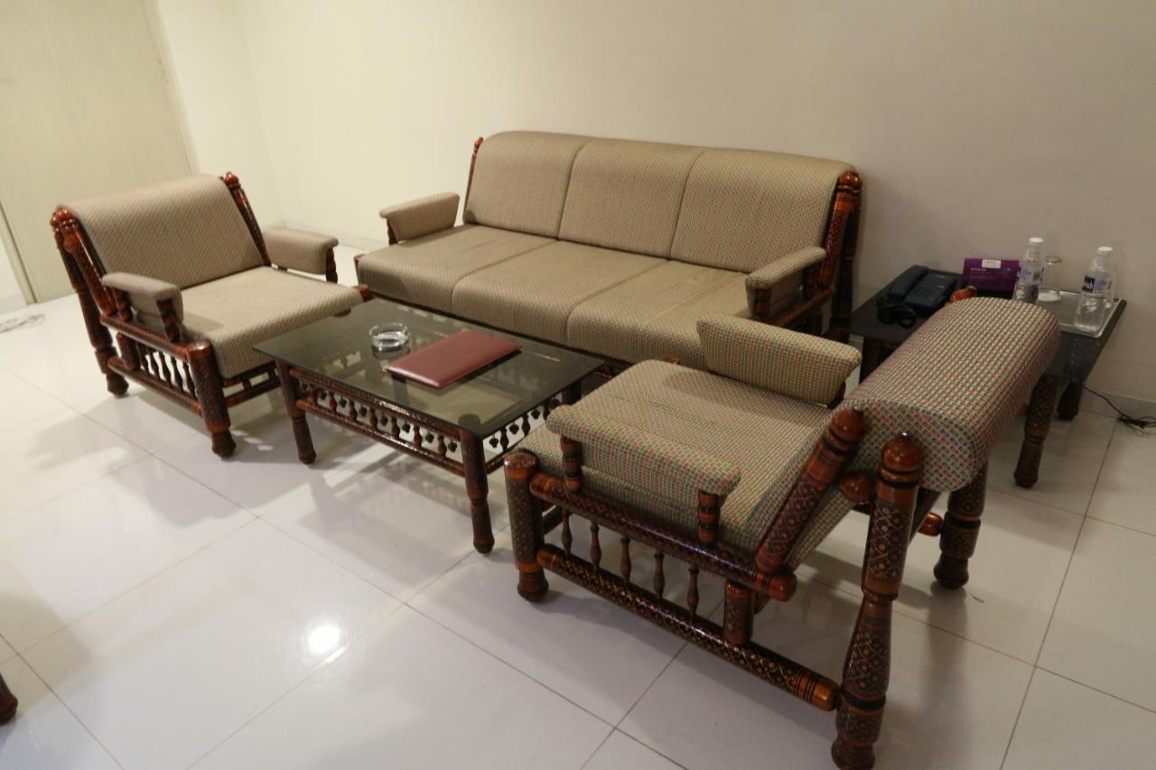 Hotel Vits Shalimar, Ankleshwar Zewnętrze zdjęcie